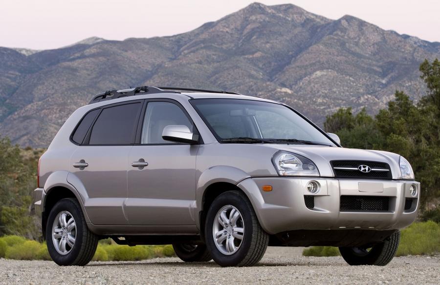  Hyundai Tucson 2004 года  (фото 14 из 74)